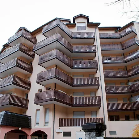 Appartement Centre Avec Parking Et Wifi à - Fr-1-512-237 *